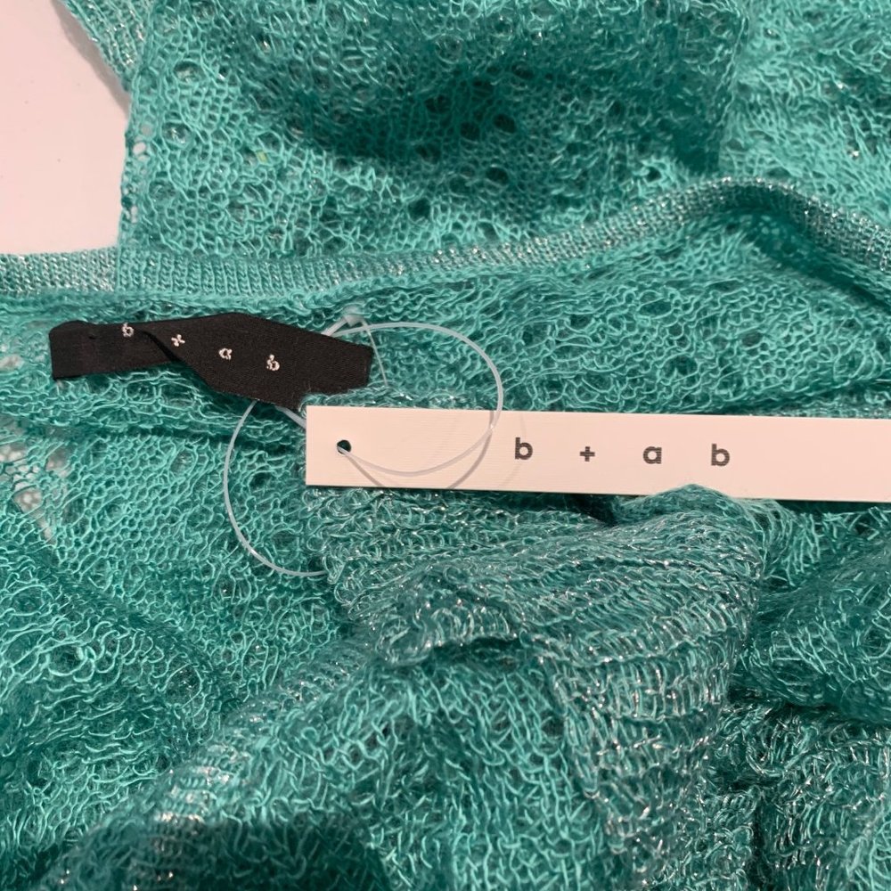 Shawl - Picture 2 of 7